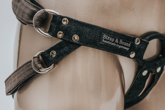 Fun Factory Strap & Bound Harness